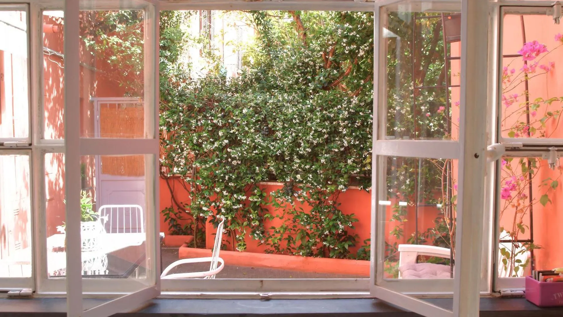 Deco Garden Apartment Trastevere Rome 0*,  Italy
