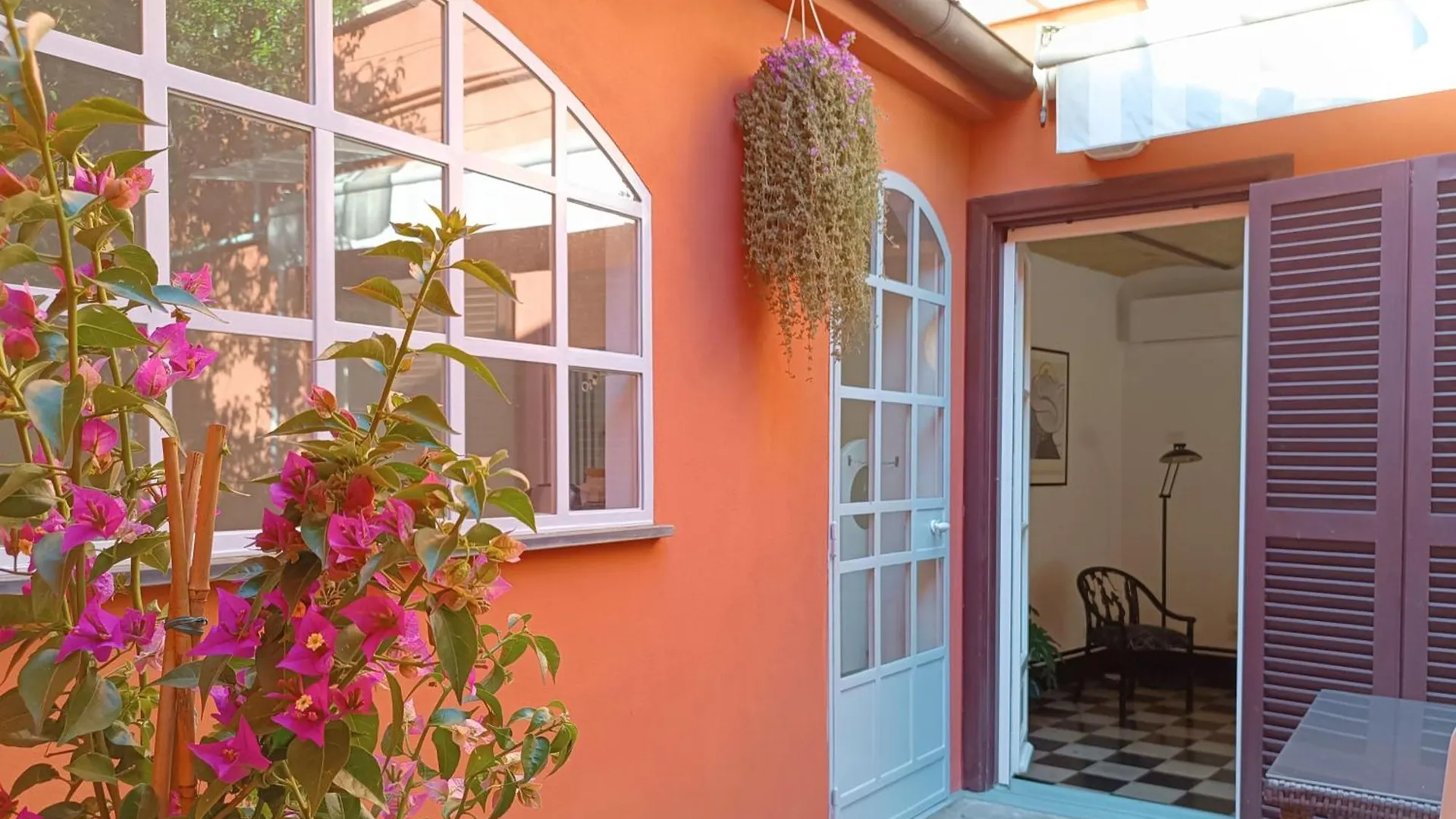 Deco Garden Apartment Trastevere Rome Italy